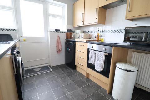 152 Chesford Road, Luton, LU2 8DS