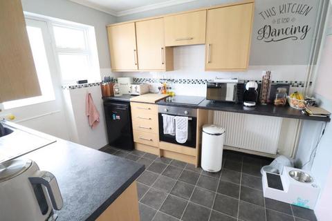 152 Chesford Road, Luton, LU2 8DS