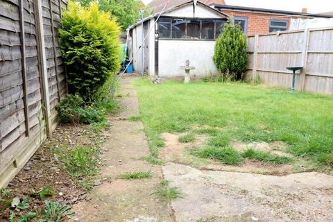 152 Chesford Road, Luton, LU2 8DS