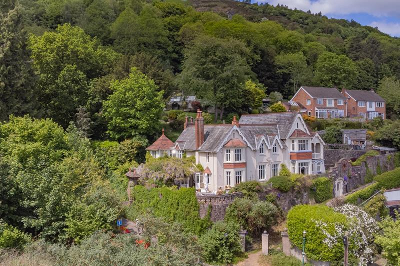 Happy Valley Cottage, St. Anns Road, Malvern, Worcestershire, WR14 4RG