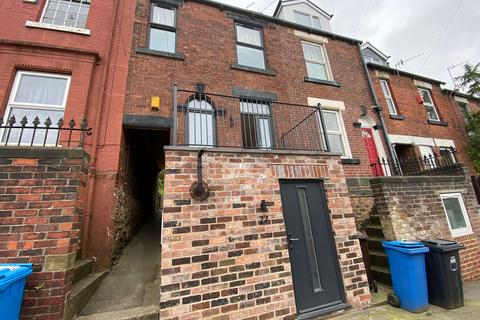 3 bedroom terraced house to rent, Ratcliffe Road, Sheffield, S11