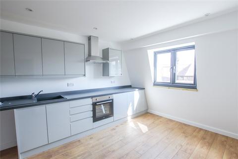 1 bedroom penthouse to rent - East Grinstead, West Sussex