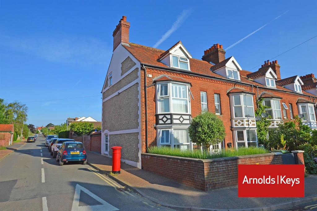 Holway Road, Sheringham 4 bed end of terrace house £500,000