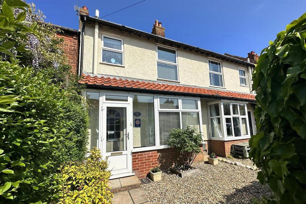 The Avenue, Sheringham 3 bed semidetached house for sale £360,000