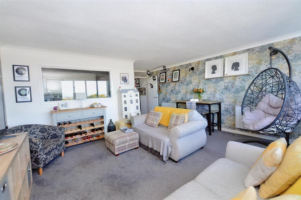 Albany Court, Cromer 2 bed apartment £265,000