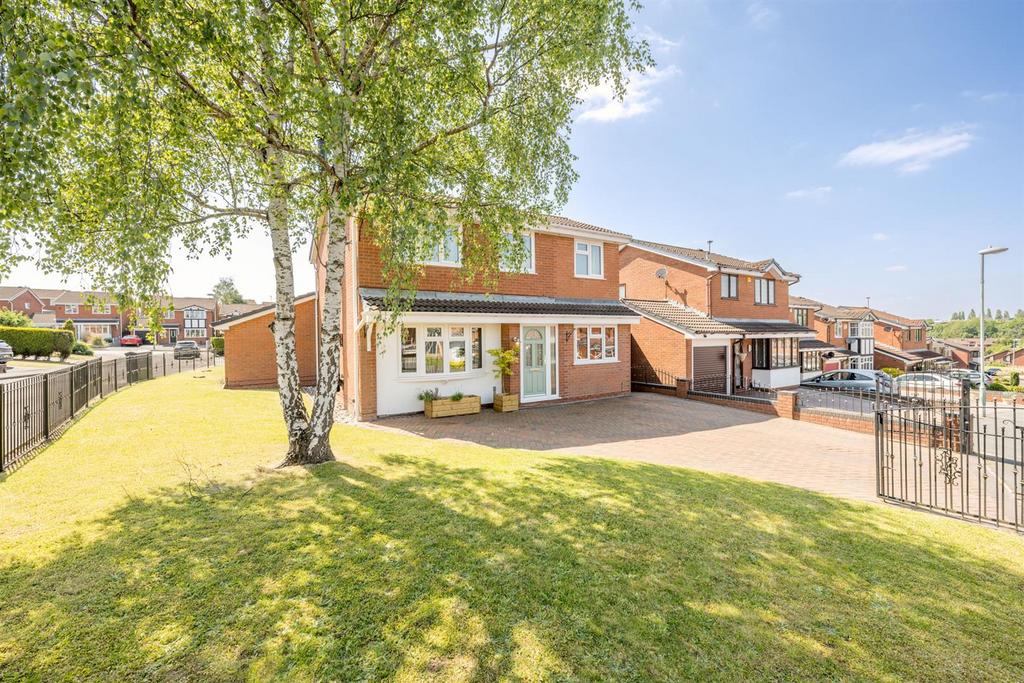 Shadymoor Drive, Brierley Hill, DY5 3YF 4 bed detached house for sale