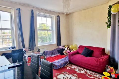 1 bedroom flat for sale, Rhodeswell Road, London