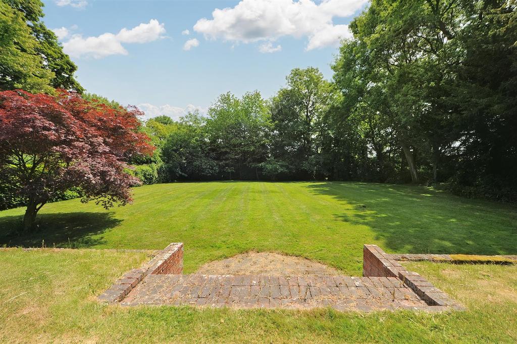 Lower Tier of Rear Garden.JPG