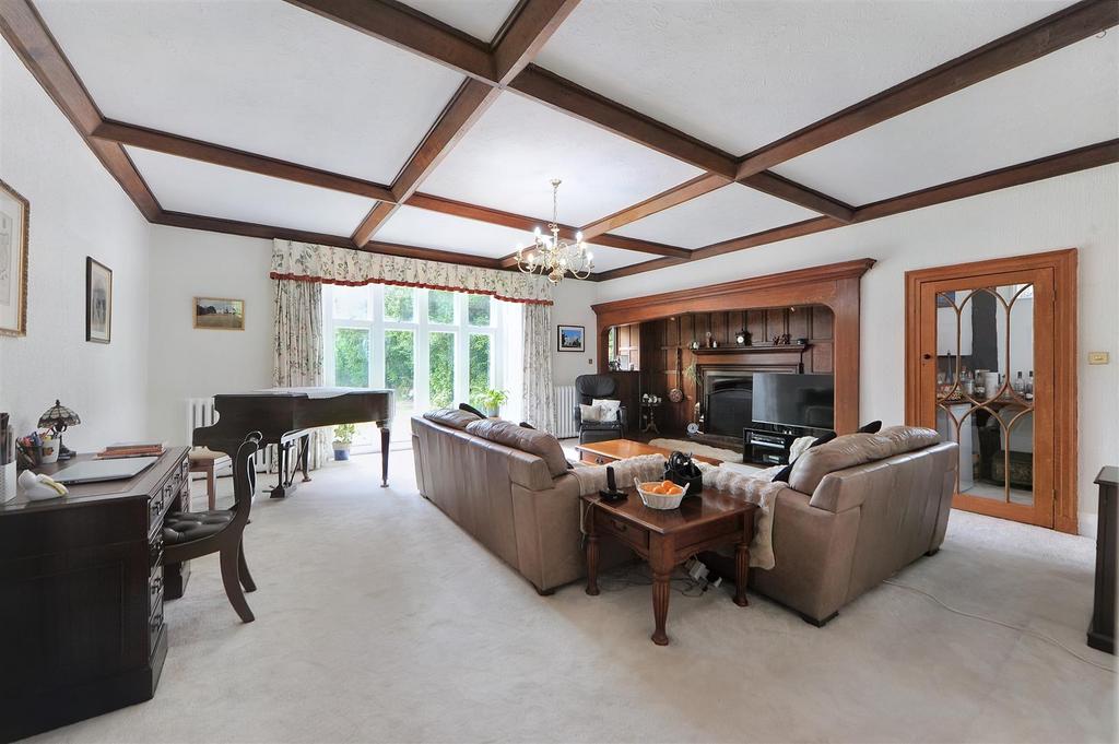 ##Sitting Room.JPG