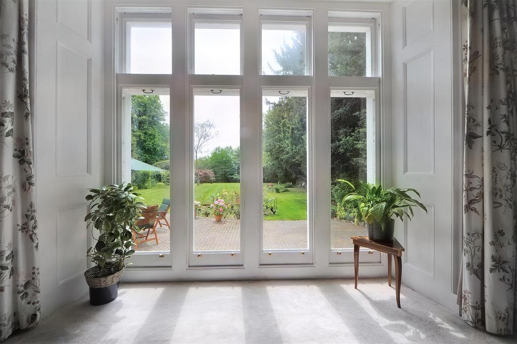 Tall Sash Windows.JPG