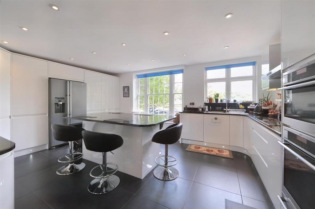 Kitchen-Breakfast Room.JPG