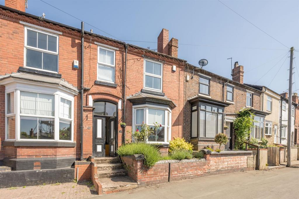 High Street, Wollaston, DY8 4NJ 3 bed terraced house for sale £289,950