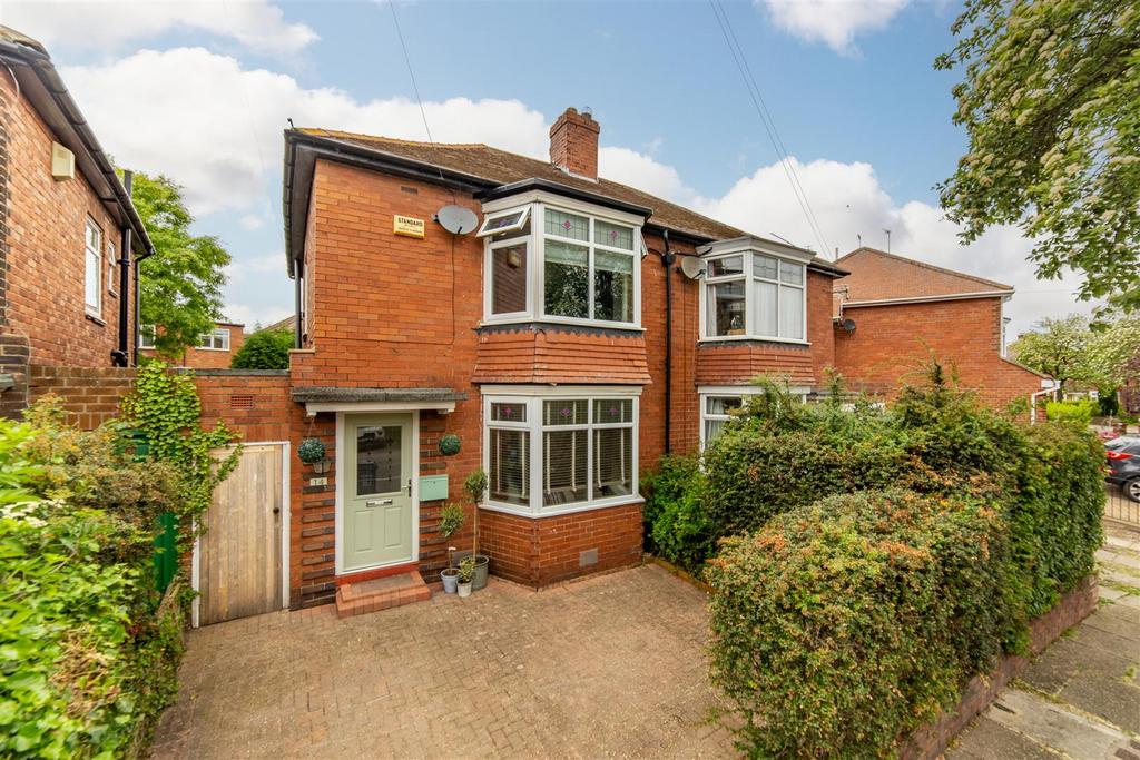 Park Avenue, Gosforth, Newcastle Upon... 2 bed semidetached house £