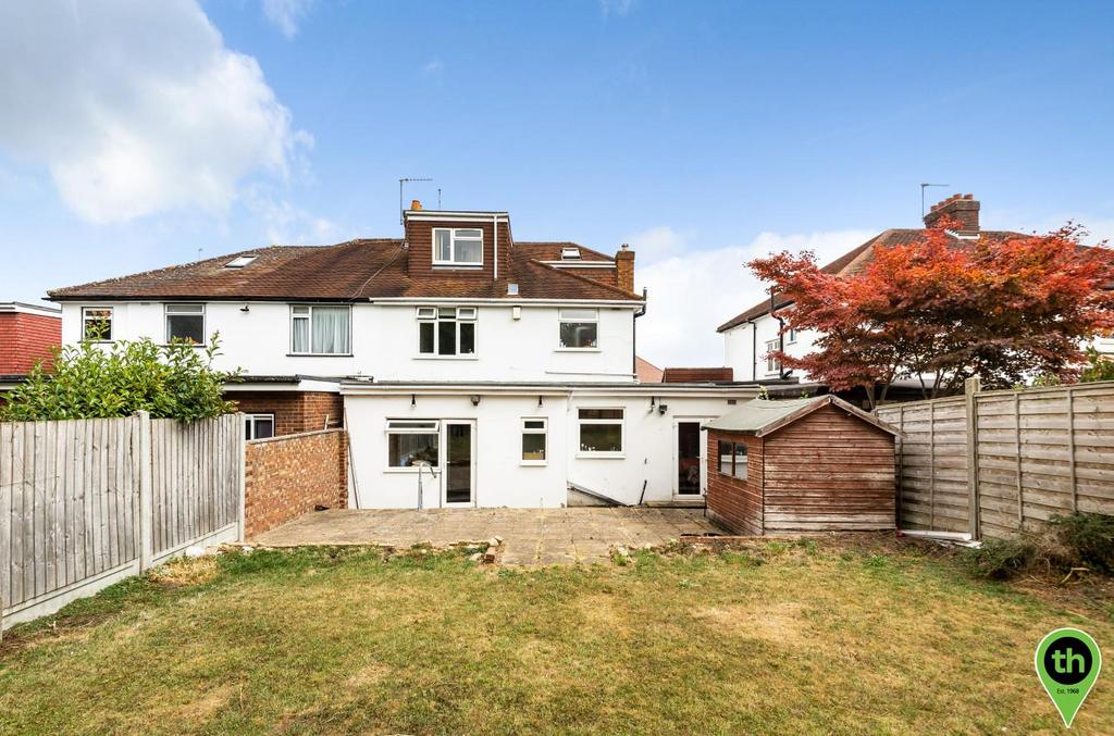 Hillside Gardens, Edgware 4 bed semidetached house £750,000