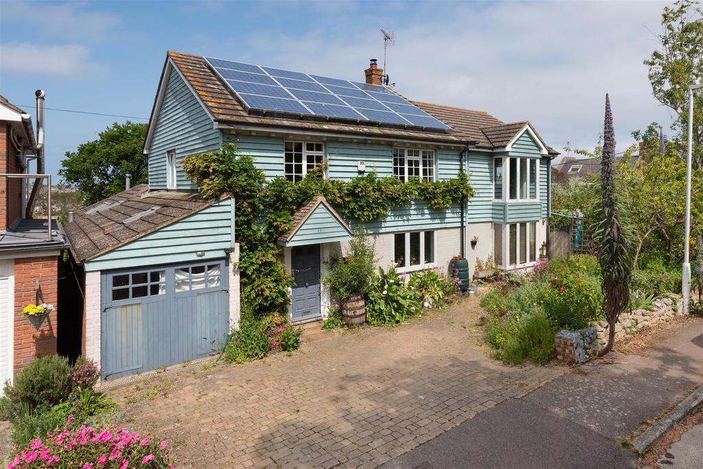 Pierpoint Road, Whitstable 5 bed detached house for sale £975,000