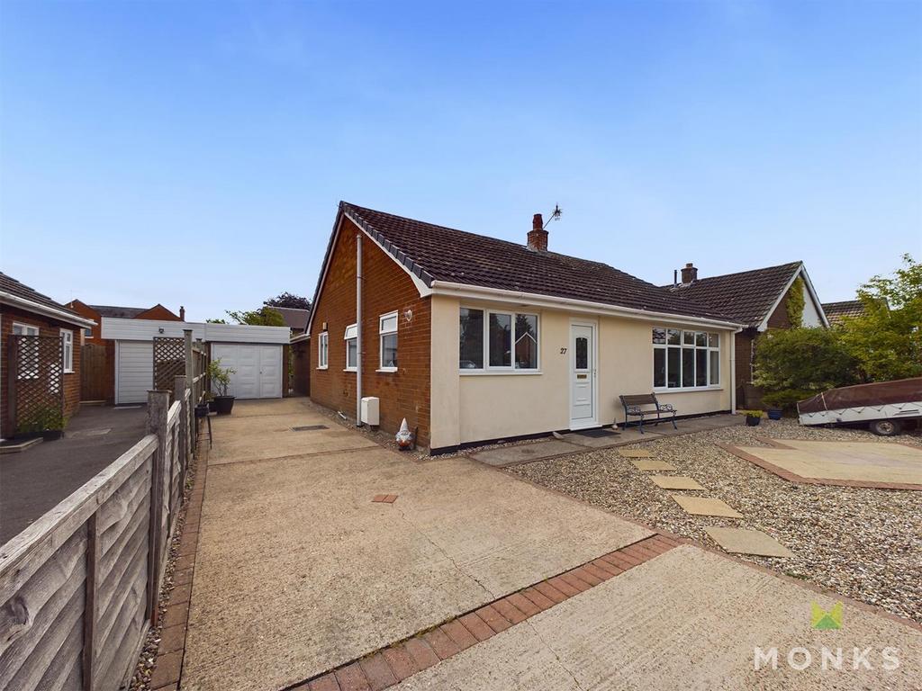 Roden Grove, Wem, Shrewsbury 4 bed detached bungalow for sale £340,000