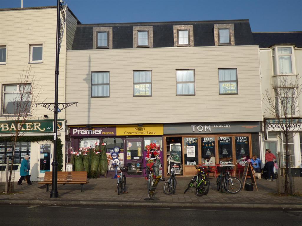 ShorehambySea Studio £925 pcm (£213 pw)