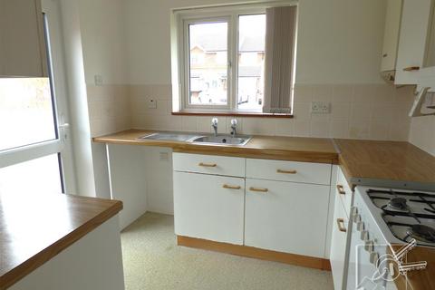 10 Michael Gardens, Gravesend, DA12 4QA