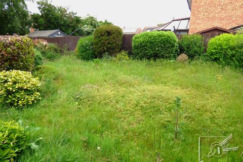 10 Michael Gardens, Gravesend, DA12 4QA