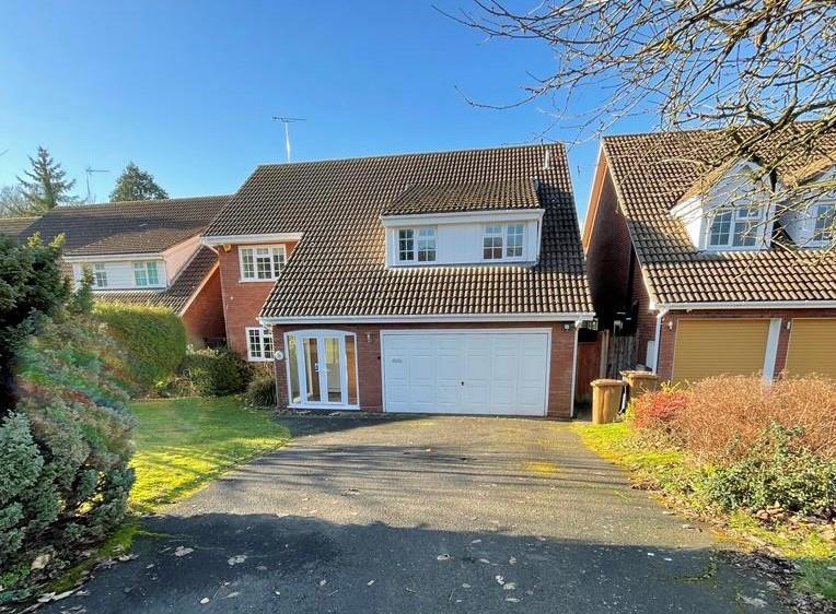 Park Avenue, Solihull 4 bed house to rent £2,995 pcm (£691 pw)