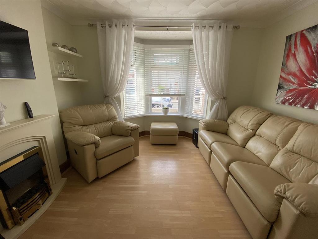 Ashburnham Road, Pembrey, Burry Port 3 bed semidetached house for sale £225,000