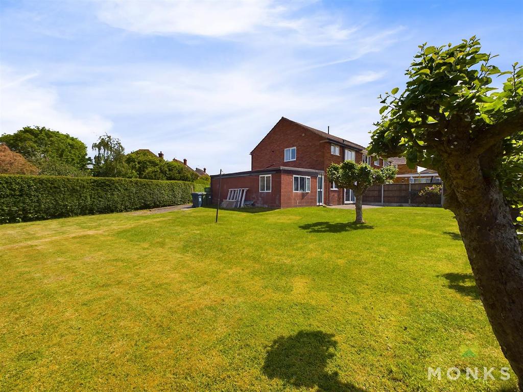 Mayfield Grove, Bayston Hill, Shrewsbury 3 bed semidetached house for