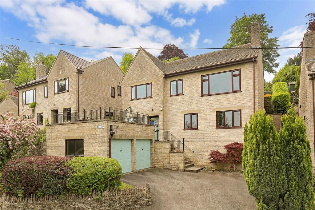 Burleigh, Stroud 4 bed detached house for sale £600,000