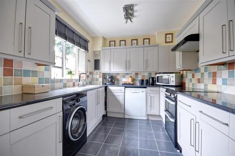 22 Henley Fields, St Michaels, Tenterden, TN30 6EL