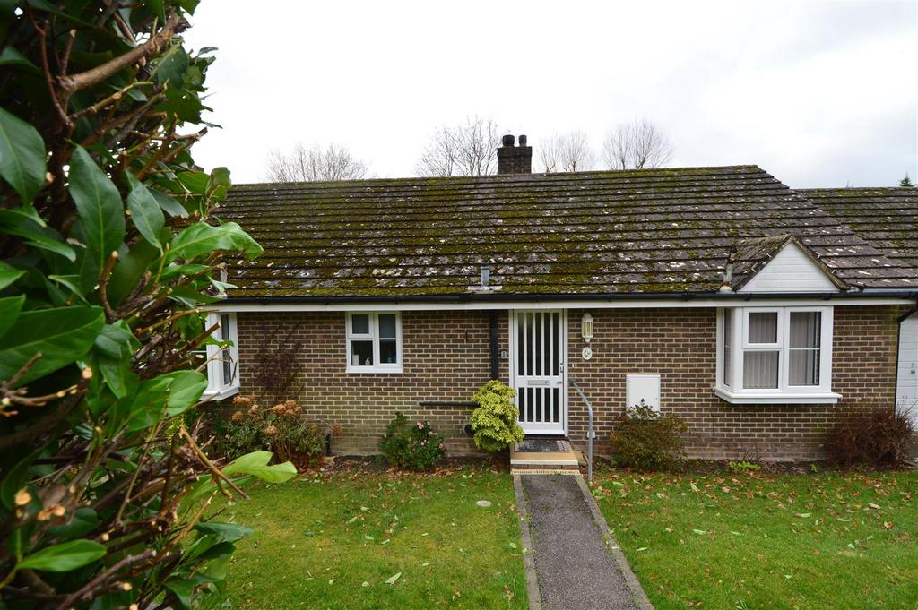 Beacon Road, Crowborough 2 bed bungalow for sale £175,000