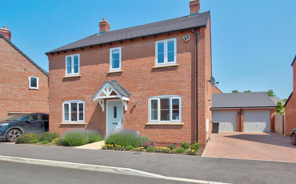 Kemp Drive, Husbands Bosworth, Lutterworth 4 bed detached house for