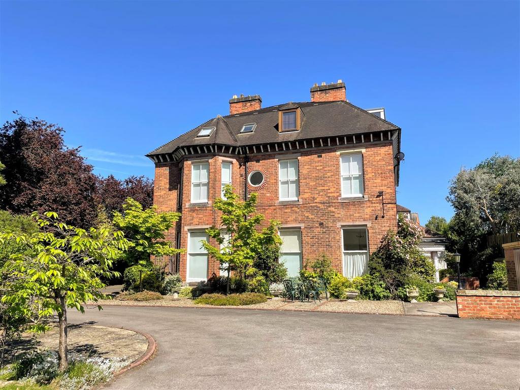 Thornlea, Carmel Road North, Darlington 2 bed apartment £750 pcm (£