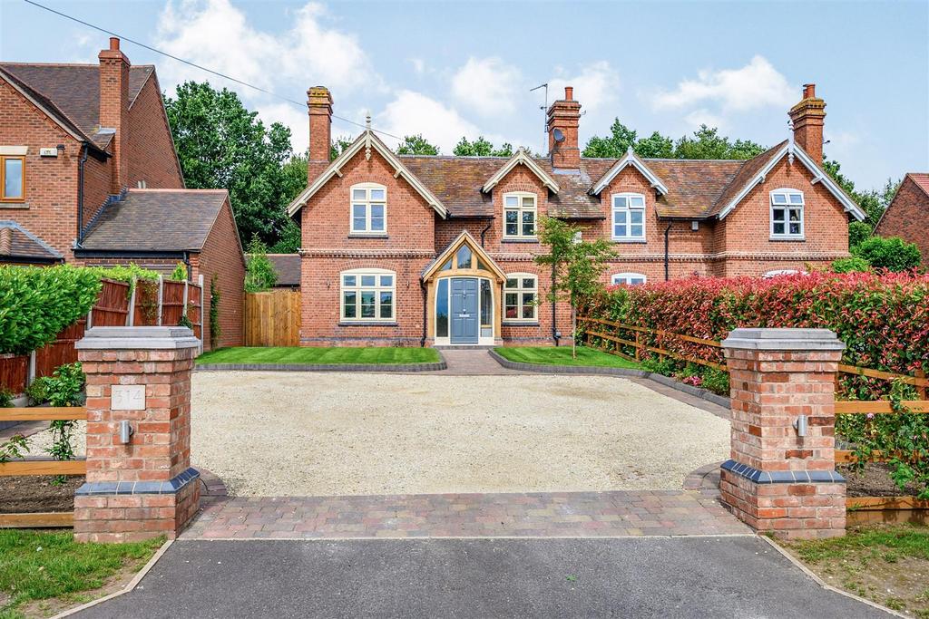 Westwood Heath Road, Coventry 4 bed house for sale £580,000