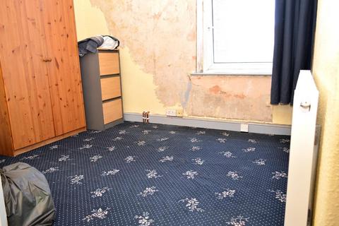20 Carnarvon Street, Oldham, OL8 3PW