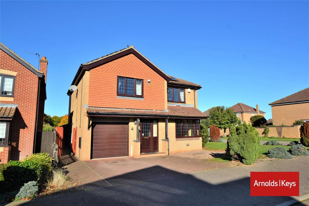 Ray Bond Way, Aylsham 4 bed detached house £400,000