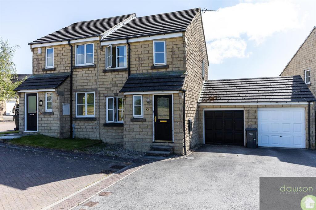 Siskin Drive, Bradford 2 bed semidetached house for sale £159,950