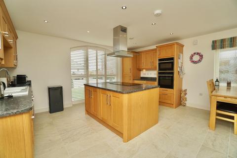 12 Craykefields, Easingwold, York, YO61 3QJ