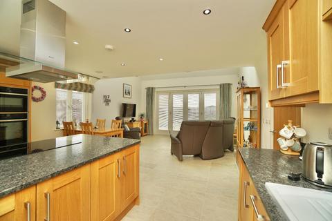 12 Craykefields, Easingwold, York, YO61 3QJ