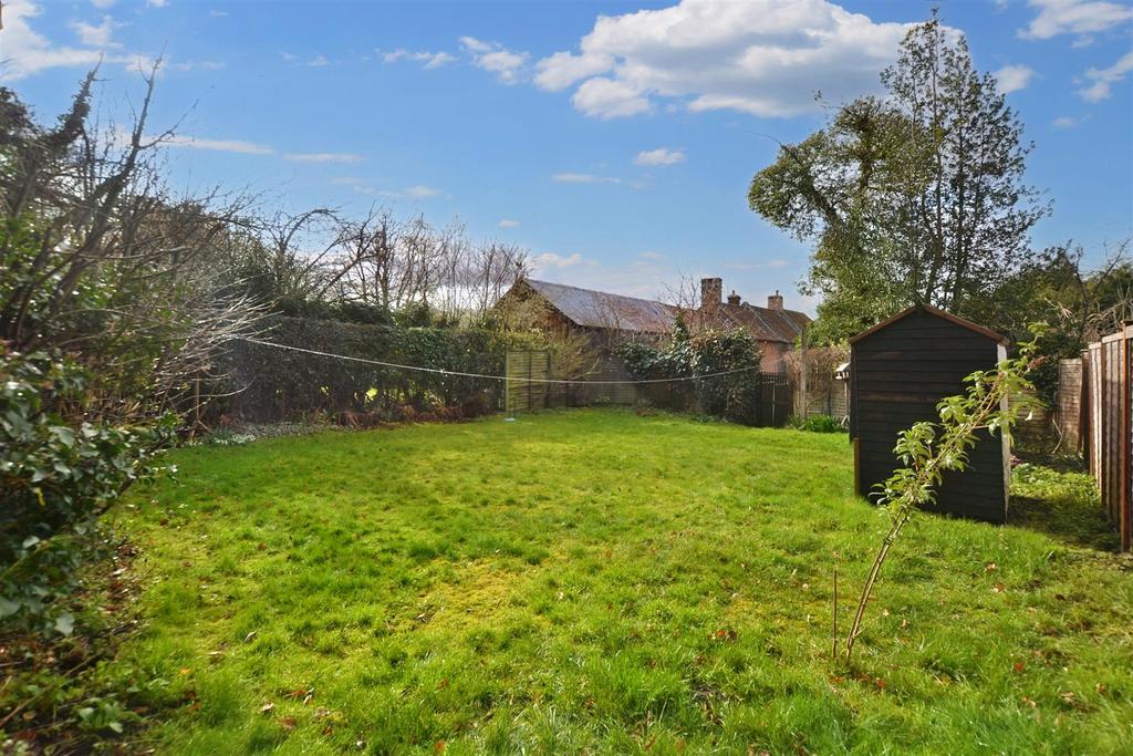 Millgate, Aylsham 1 bed terraced house £190,000