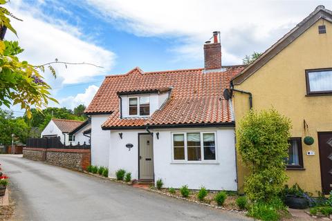 4 bedroom semi-detached house for sale, Post Office Lane, Saxthorpe