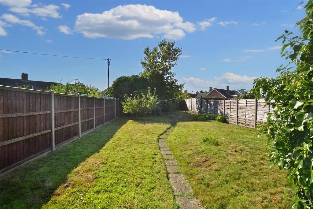 Swan Close, Aylsham 2 bed semidetached bungalow for sale £225,000