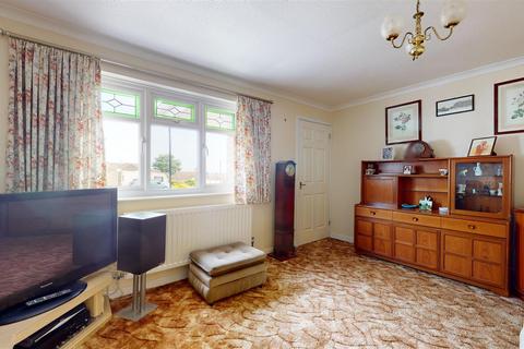 11 Boundary Close, Midsomer Norton, Radstock, BA3 4XB