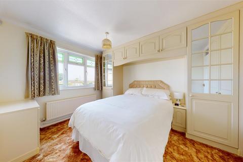 11 Boundary Close, Midsomer Norton, Radstock, BA3 4XB