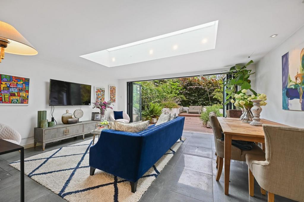 TEC - Garden Flat, 3 Tasker Road - Reception A3 (1)
