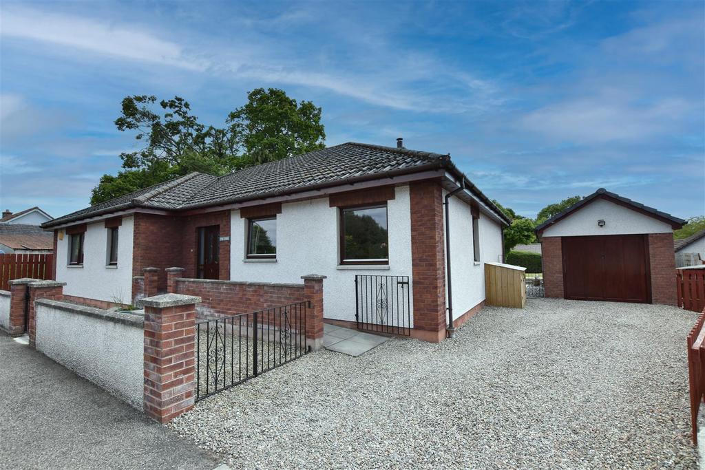 The Oaks, Old Mill Lane, Inverness 4 bed detached bungalow for sale £
