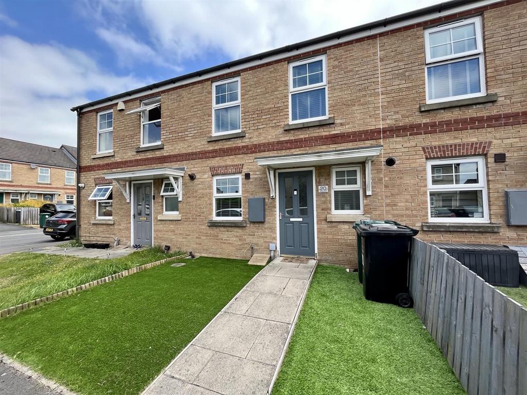 Braine Croft, Bradford 2 bed house for sale £145,000