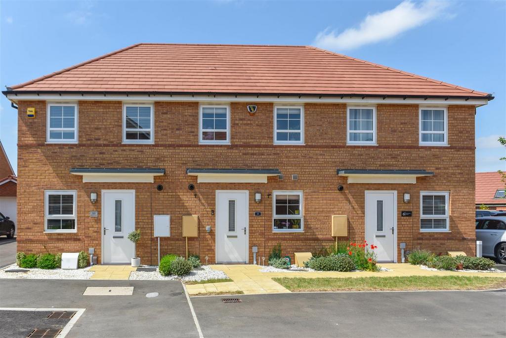 Stephens Road, Overstone, Northampton 2 bed terraced house for sale £