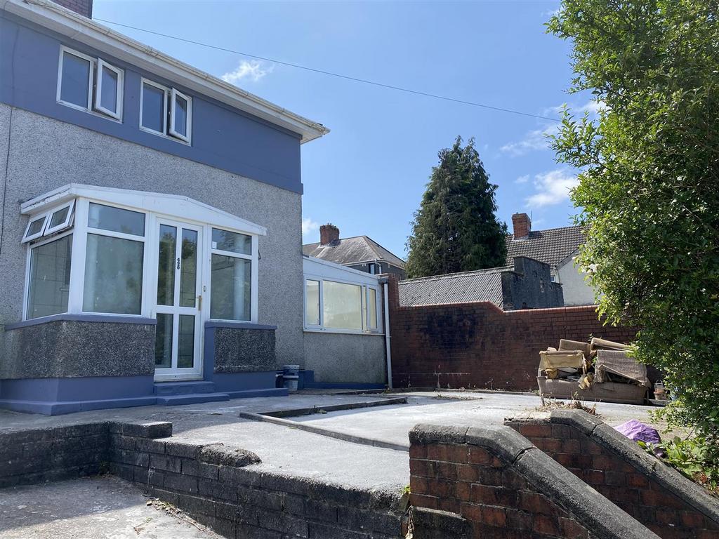 Gors Avenue, Townhill, Swansea 3 bed detached house for sale £195,000
