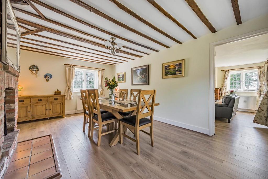 Vanity Lane, Linton, Maidstone 5 bed farm house £650,000