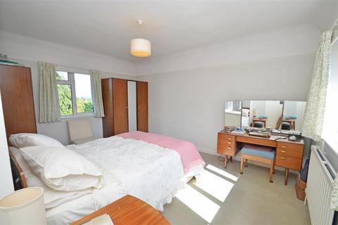 9 Binscombe Lane, Farncombe, Godalming, GU7 3PN