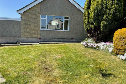 2 bedroom detached bungalow for sale - Fern Hill, Benllech, Tyn-Y-Gongl